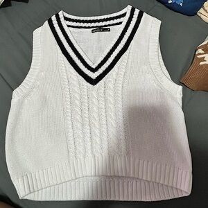 Black and White V Neck Vest. Size:Medium